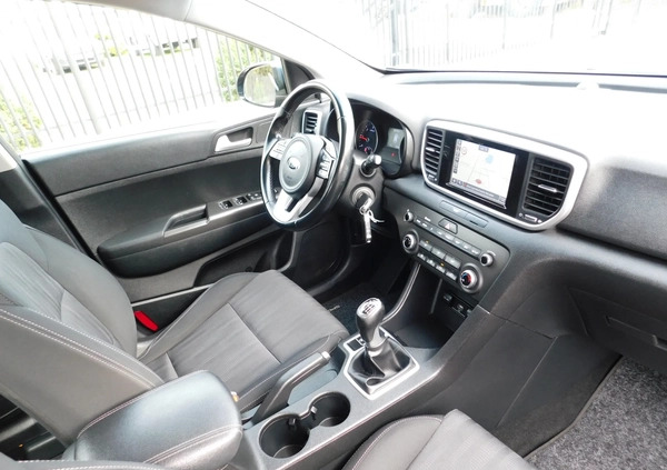 Kia Sportage cena 74980 przebieg: 156200, rok produkcji 2020 z Przedbórz małe 596